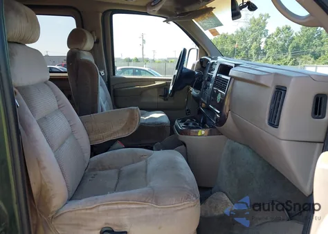 2004 Chevrolet Express z USA, uszkodzony, nr VIN 1GBFG15T941151826